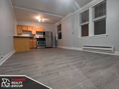 Main picture of 5900 Kenmore Apartments