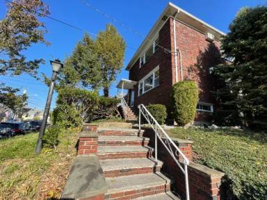 Main picture of 48 Fairmount Ave