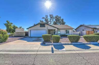 Main picture of 2909 W Meadow Dr