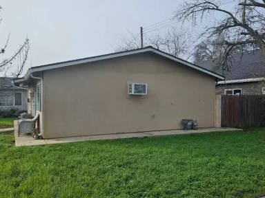 Main picture of 2700 29th Ave