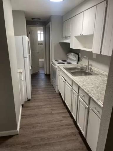 Main picture of 1345 Yosemite St
