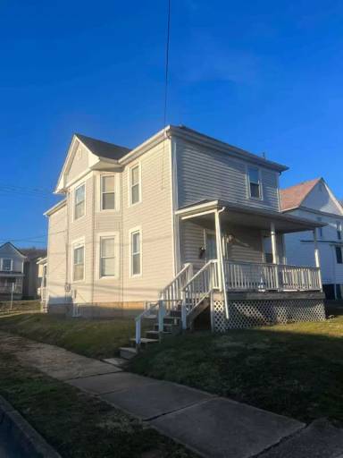 Main picture of 2301 1st St