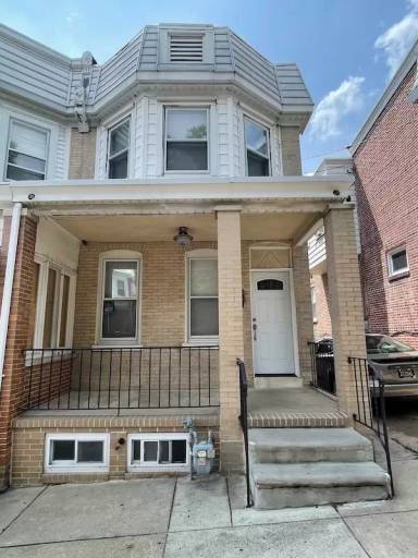 Main picture of 1202 Maple St