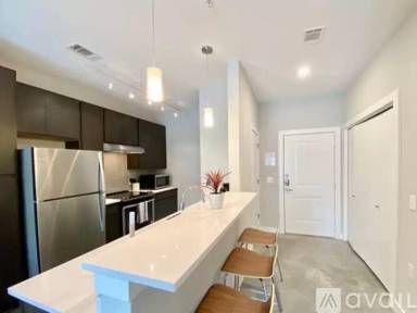 Main picture of 2313 Thornton Rd