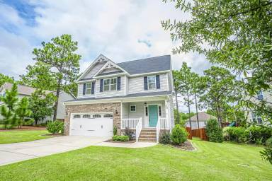 Main picture of 35 Sedgwyck Dr