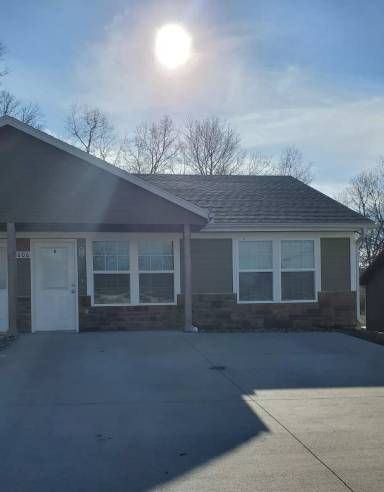 Main picture of 618 West Market Street