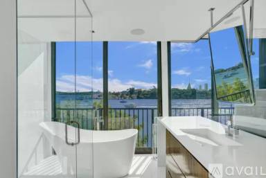 Main picture of 1000 Venetian Way