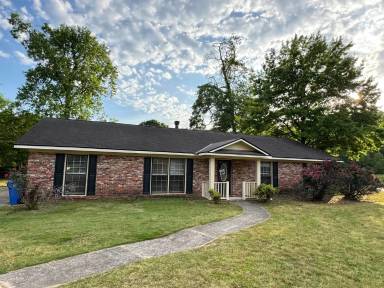 Main picture of 3602 Southlea Ct