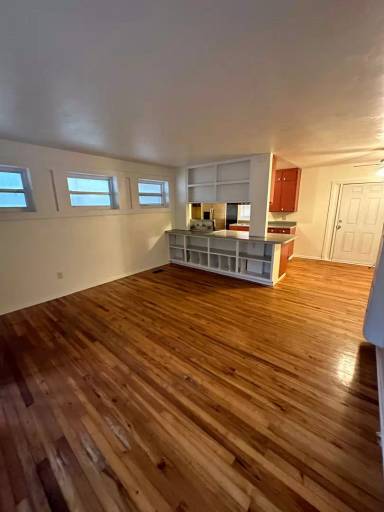 Main picture of 1801 Mayhew St