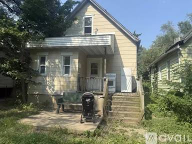 Main picture of 601 Alexander Ave
