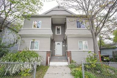 Main picture of 72 Kensington Ave