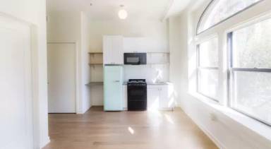 Main picture of 790 N Clark St