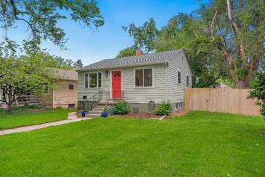 Main picture of 817 Mathews St