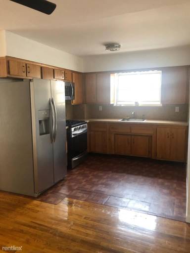 Main picture of 8858 17th Ave