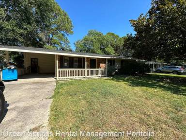 Main picture of 2402 Woodmont St