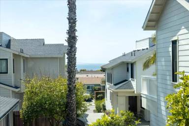 Main picture of 935 Genter St
