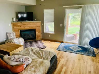 Main picture of 107 Stonegate Cir