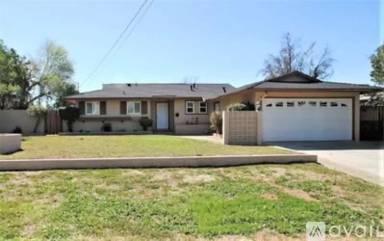 Main picture of 359 W Victoria St