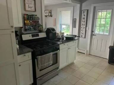Main picture of 6 Brook St