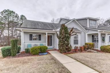 Main picture of 127 W Moss Creek Dr