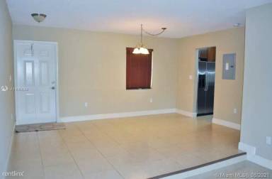 Main picture of PALMS OF PINECREST CONDO