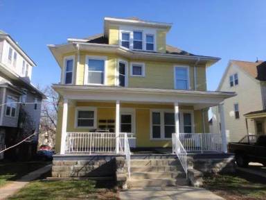 Main picture of 2416 Olive St