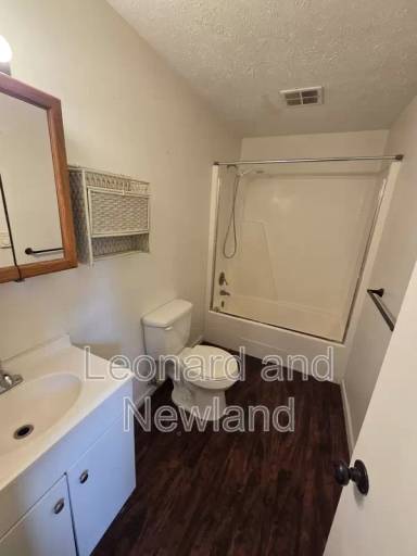 Main picture of 2664 Boggs Rd