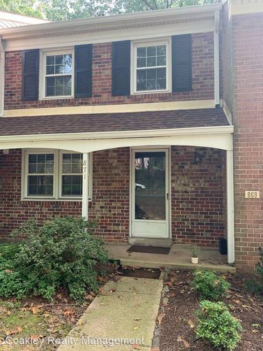 Main picture of 871 Azalea Dr