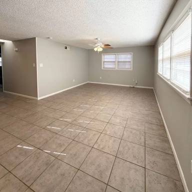 Main picture of 2806 54th St