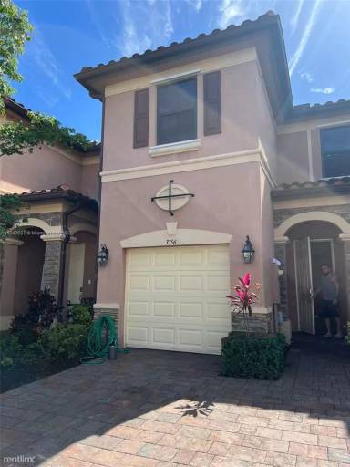 Main picture of 3356 W 90th Ter