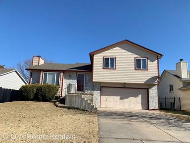 Main picture of 3066 N Hedgetree St