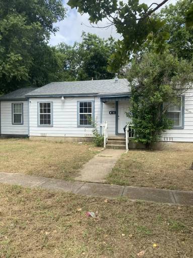 Main picture of 210 Carter St