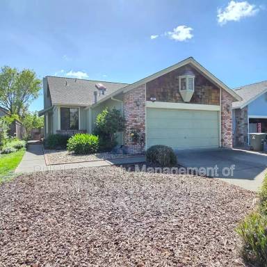 Main picture of 869 Maria Dr