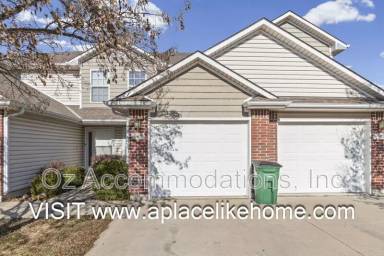Main picture of 803 SW Imperial Ln