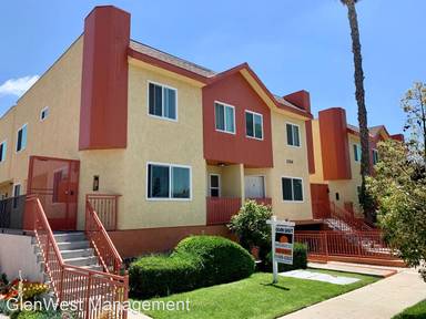 Main picture of 2320 N Catalina St