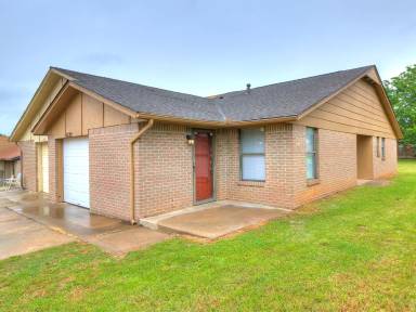 Main picture of 1125 Tall Oaks Dr
