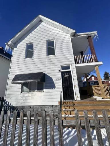 Main picture of 7110 Lawn Ave