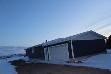 Main picture of 2387 Highway 39