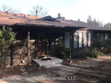 Main picture of 460 Schofield St