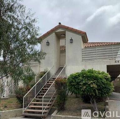 Main picture of 4446 W 172nd St