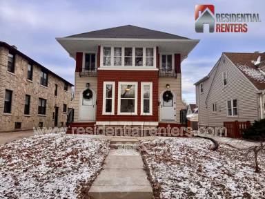 Main picture of 2620 N 72nd St
