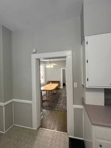 Main picture of 600 S Center St