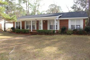 Main picture of 2712 Whispering Pines Rd