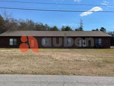 Main picture of 504 E Valley Rd