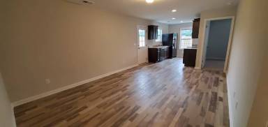 Main picture of 107 Nobility Dr