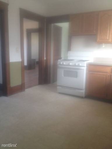 Main picture of 3702 E 69th St