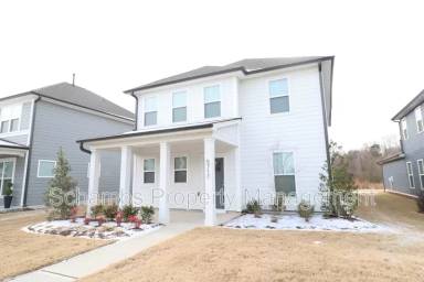 Main picture of 5717 Agrinio Way
