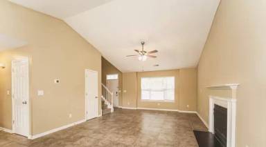 Main picture of 1947 Forest Side Ln