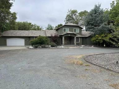 Main picture of 7833 Lower River Rd