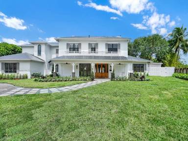 Main picture of 8521 SW 145th St